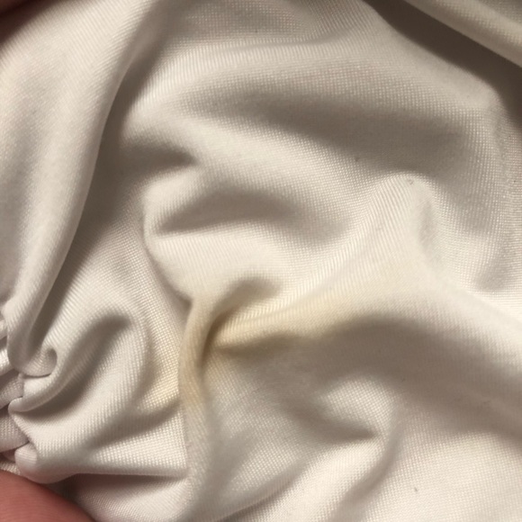 White lace top scrunch dress - Picture 2 of 2